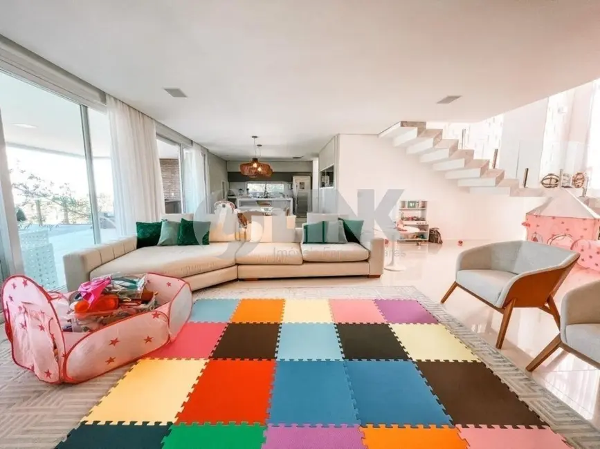 Casa de Condomínio com 3 quartos à venda, 341m2 em Vila Nova, Porto Alegre - RS - imagem 4 Foto 4 de Casa de Condomínio com 3 quartos à venda, 341m2 em Vila Nova, Porto Alegre - RS