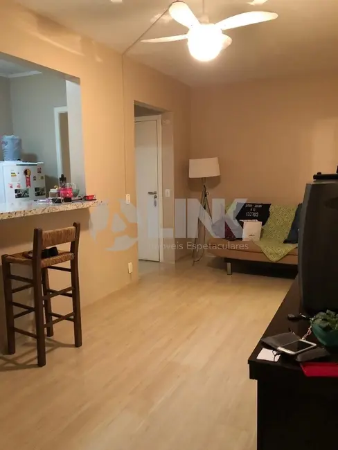 Foto 2 de Apartamento com 1 quarto à venda, 48m2 em Santana, Porto Alegre - RS