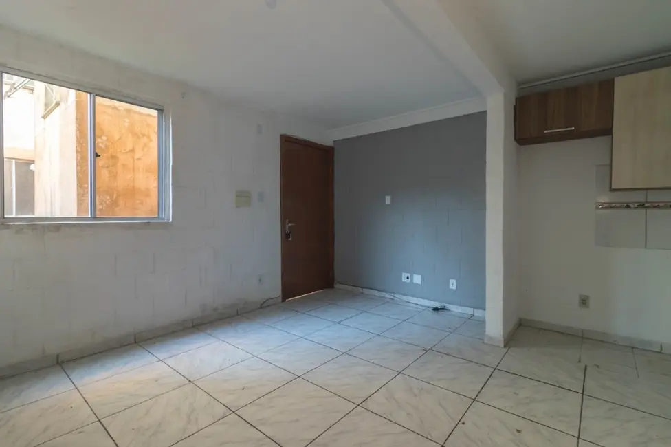 Foto 7 de Apartamento com 2 quartos à venda, 40m2 em Agronomia, Porto Alegre - RS