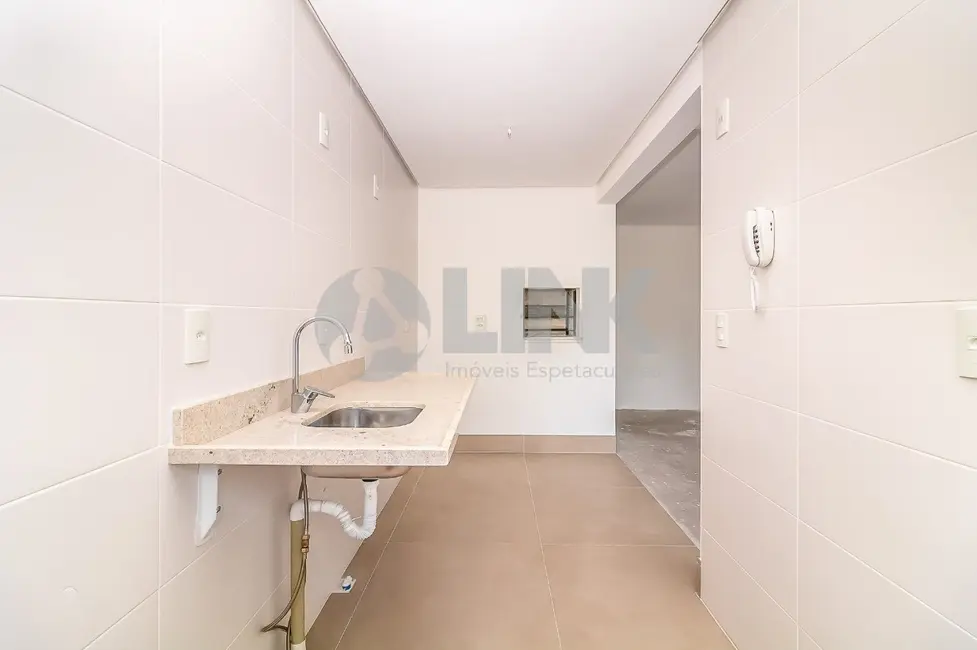 Apartamento com 2 quartos à venda, 66m2 em Rio Branco, Porto Alegre - RS - imagem 5 Foto 5 de Apartamento com 2 quartos à venda, 66m2 em Rio Branco, Porto Alegre - RS