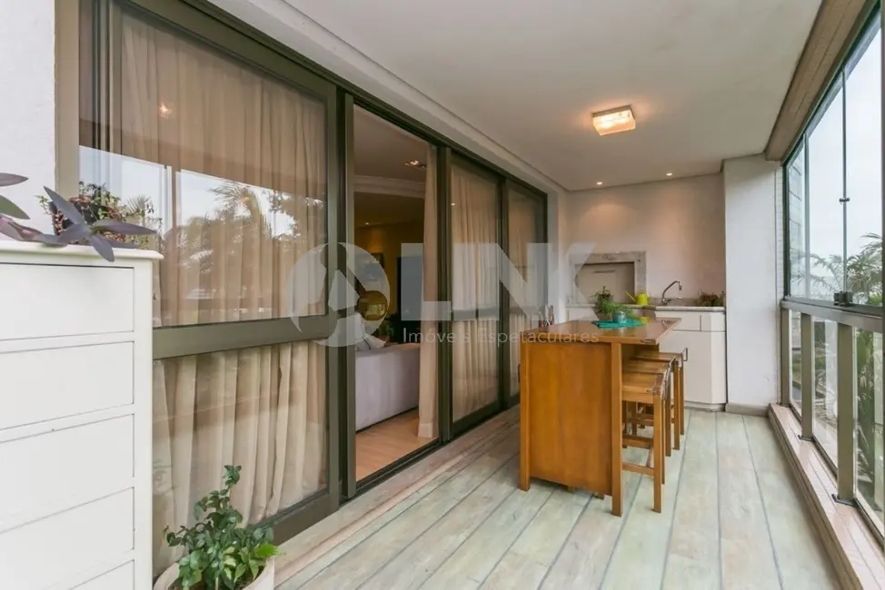Foto 9 de Apartamento com 3 quartos à venda, 141m2 em Higienópolis, Porto Alegre - RS