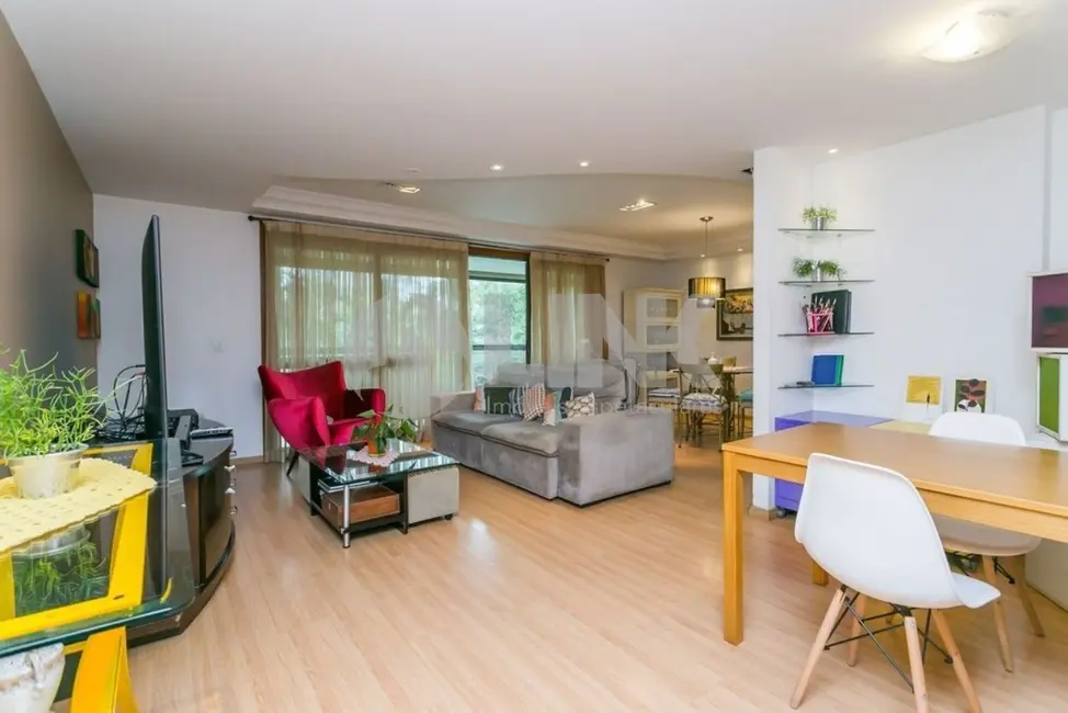 Foto 2 de Apartamento com 3 quartos à venda, 141m2 em Higienópolis, Porto Alegre - RS