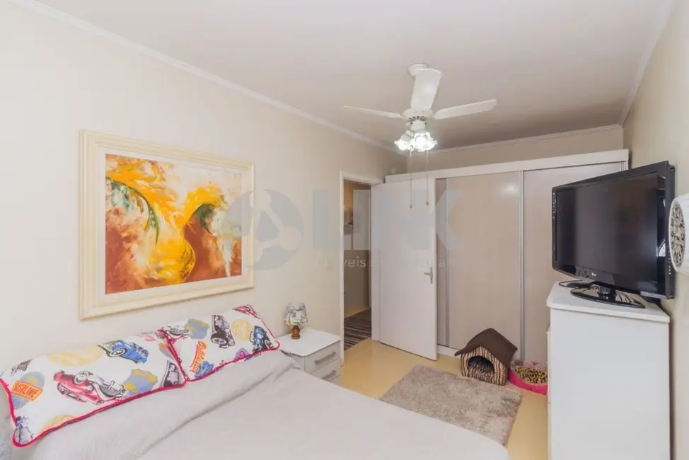 Apartamento com 3 quartos à venda, 77m2 em Passo da Areia, Porto Alegre - RS - imagem 8 Foto 8 de Apartamento com 3 quartos à venda, 77m2 em Passo da Areia, Porto Alegre - RS