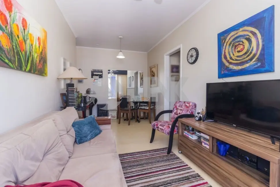 Apartamento com 3 quartos à venda, 77m2 em Passo da Areia, Porto Alegre - RS - imagem 5 Foto 5 de Apartamento com 3 quartos à venda, 77m2 em Passo da Areia, Porto Alegre - RS