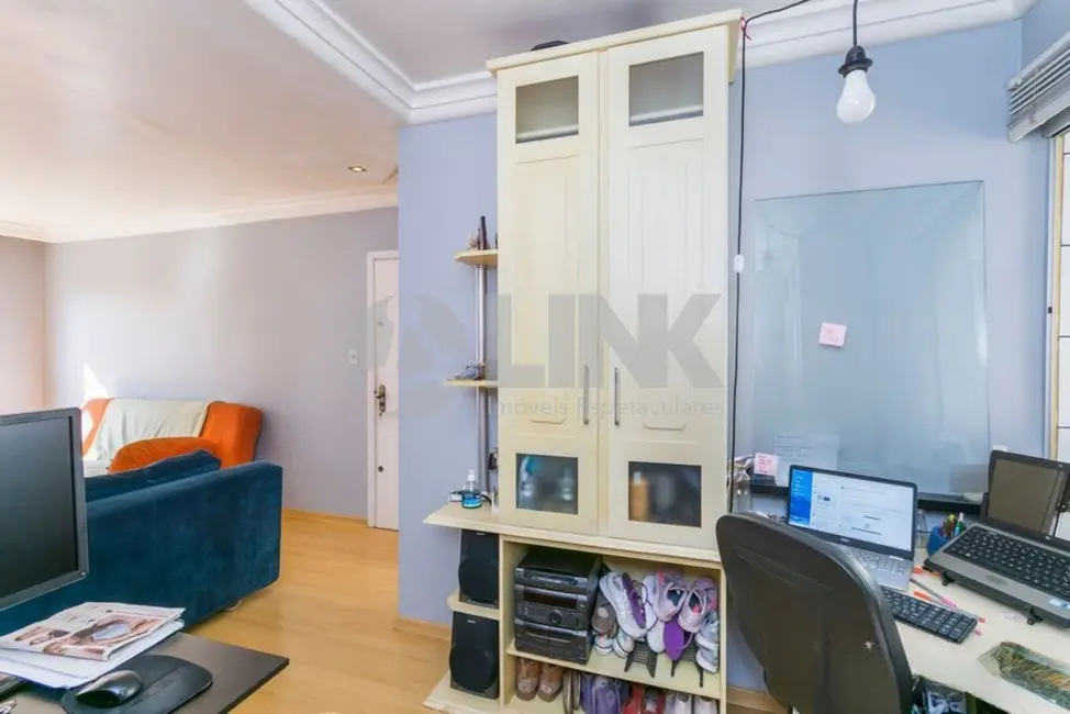 Apartamento com 2 quartos à venda, 70m2 em Mont Serrat, Porto Alegre - RS - imagem 6 Foto 6 de Apartamento com 2 quartos à venda, 70m2 em Mont Serrat, Porto Alegre - RS