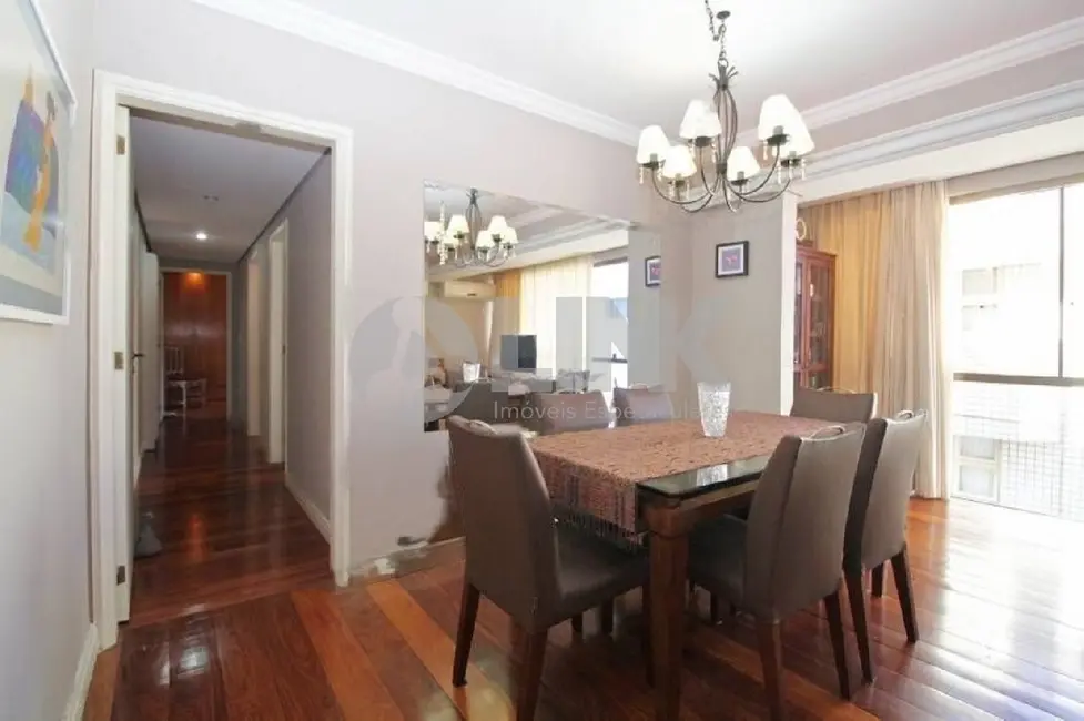 Apartamento com 3 quartos à venda, 232m2 em Petrópolis, Porto Alegre - RS - imagem 4 Foto 4 de Apartamento com 3 quartos à venda, 232m2 em Petrópolis, Porto Alegre - RS
