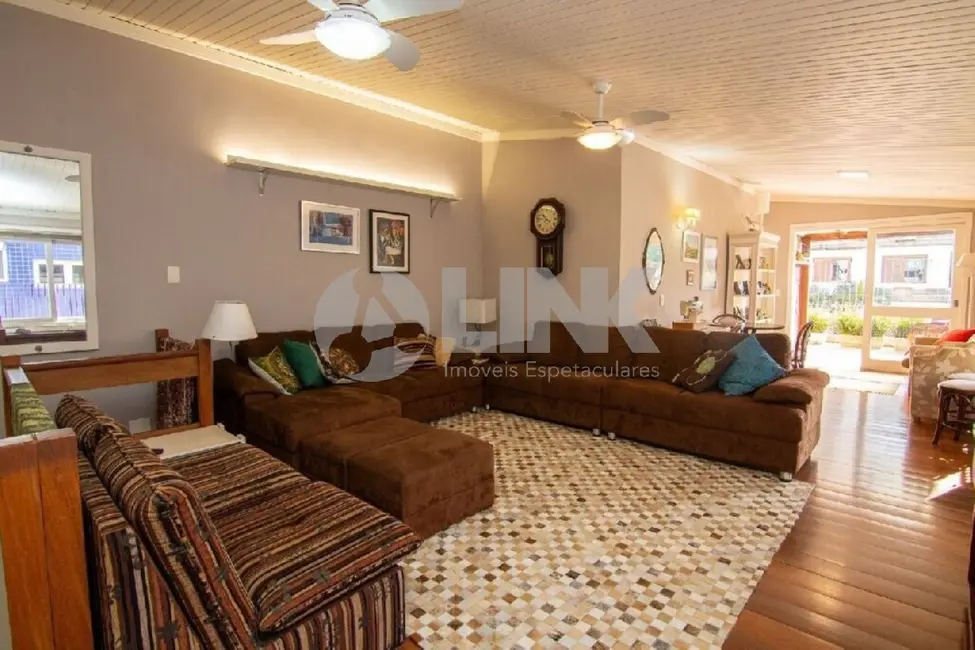 Apartamento com 3 quartos à venda, 232m2 em Petrópolis, Porto Alegre - RS - imagem 3 Foto 3 de Apartamento com 3 quartos à venda, 232m2 em Petrópolis, Porto Alegre - RS