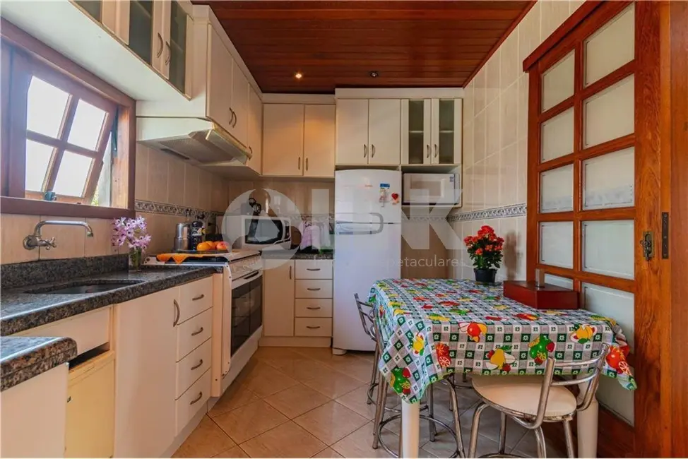 Foto 8 de Apartamento com 3 quartos à venda, 130m2 em Nonoai, Porto Alegre - RS