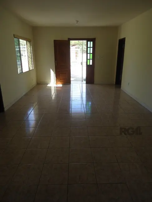 Casa com 3 quartos à venda, 279m2 em Partenon, Porto Alegre - RS - imagem 3 Foto 3 de Casa com 3 quartos à venda, 279m2 em Partenon, Porto Alegre - RS