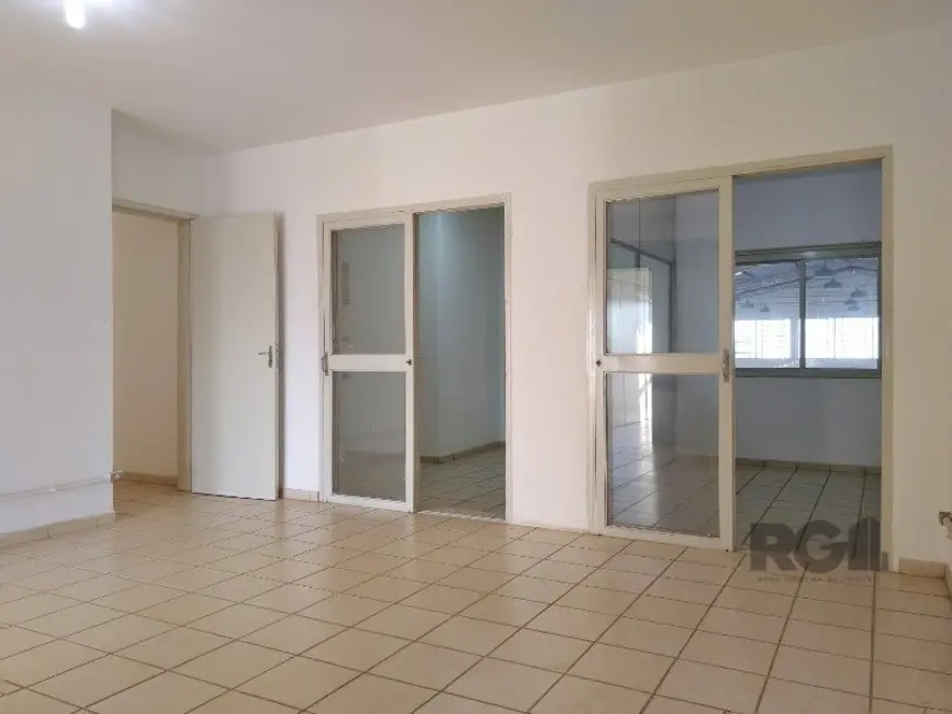 Armazém / Galpão à venda, 615m2 em Anchieta, Porto Alegre - RS - imagem 8 Foto 8 de Armazém / Galpão à venda, 615m2 em Anchieta, Porto Alegre - RS