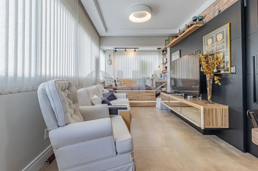 Foto 4 de Apartamento com 2 quartos à venda, 68m2 em Mont Serrat, Porto Alegre - RS