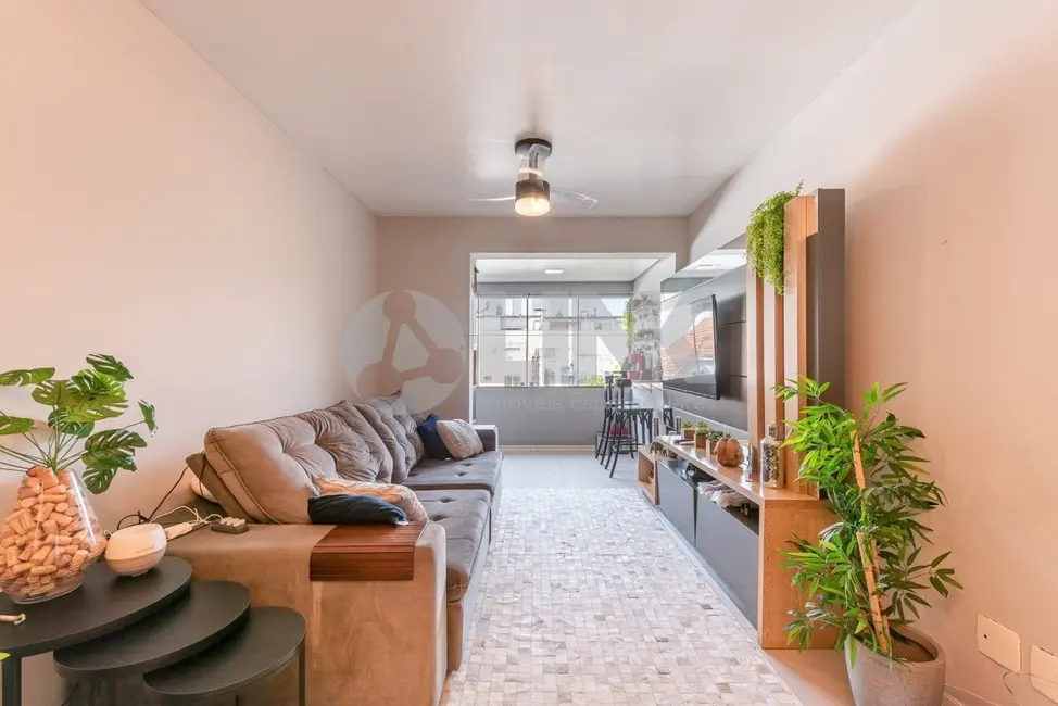 Apartamento com 2 quartos à venda, 77m2 em Petrópolis, Porto Alegre - RS - imagem 3 Foto 3 de Apartamento com 2 quartos à venda, 77m2 em Petrópolis, Porto Alegre - RS