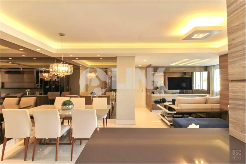 Apartamento com 2 quartos à venda, 82m2 em Passo da Areia, Porto Alegre - RS - imagem 7 Foto 7 de Apartamento com 2 quartos à venda, 82m2 em Passo da Areia, Porto Alegre - RS