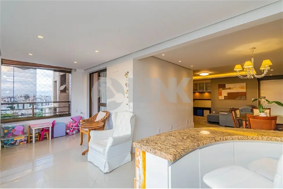 Apartamento com 3 quartos à venda, 126m2 em Menino Deus, Porto Alegre - RS - imagem 3 Foto 3 de Apartamento com 3 quartos à venda, 126m2 em Menino Deus, Porto Alegre - RS