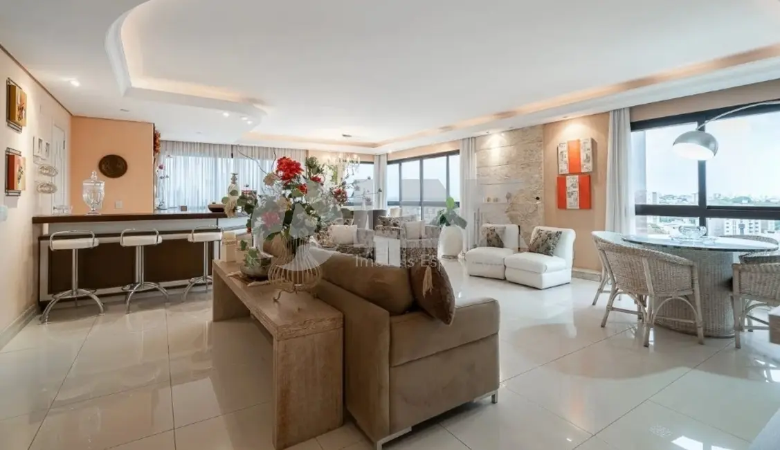 Foto 4 de Apartamento com 3 quartos à venda, 177m2 em Higienópolis, Porto Alegre - RS