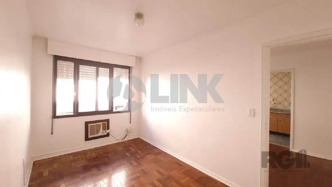 Foto 2 de Apartamento com 1 quarto à venda, 45m2 em Partenon, Porto Alegre - RS