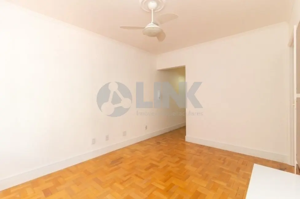 Foto 3 de Apartamento com 3 quartos à venda, 80m2 em Menino Deus, Porto Alegre - RS