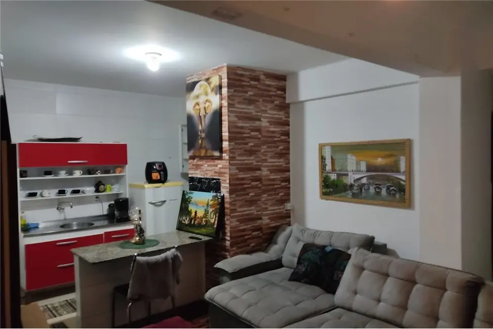 Apartamento com 3 quartos à venda, 108m2 em Centro Histórico, Porto Alegre - RS - imagem 8 Foto 8 de Apartamento com 3 quartos à venda, 108m2 em Centro Histórico, Porto Alegre - RS