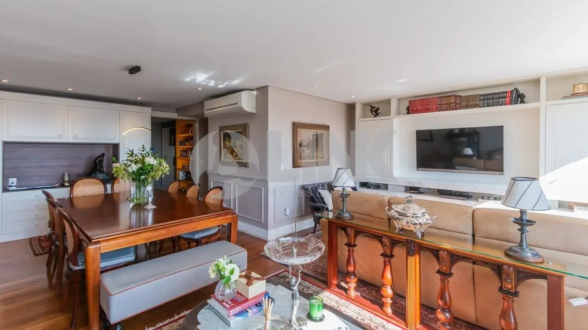 Apartamento com 3 quartos à venda, 120m2 em Moinhos de Vento, Porto Alegre - RS - imagem 5 Foto 5 de Apartamento com 3 quartos à venda, 120m2 em Moinhos de Vento, Porto Alegre - RS