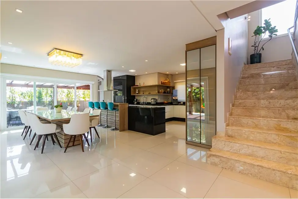 Casa de Condomínio com 3 quartos à venda, 286m2 em Marechal Rondon, Canoas - RS - imagem 6 Foto 6 de Casa de Condomínio com 3 quartos à venda, 286m2 em Marechal Rondon, Canoas - RS