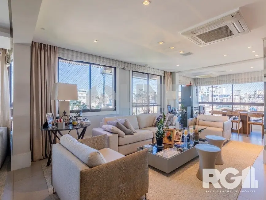 Apartamento com 3 quartos à venda, 246m2 em Moinhos de Vento, Porto Alegre - RS - imagem 5 Foto 5 de Apartamento com 3 quartos à venda, 246m2 em Moinhos de Vento, Porto Alegre - RS