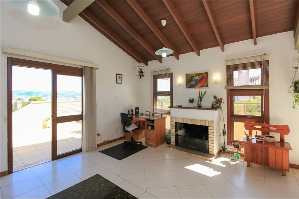 Foto 2 de Apartamento com 2 quartos à venda, 152m2 em Bom Jesus, Porto Alegre - RS