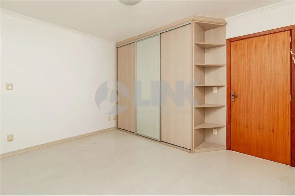 Foto 9 de Apartamento com 2 quartos à venda, 187m2 em Jardim Itu, Porto Alegre - RS