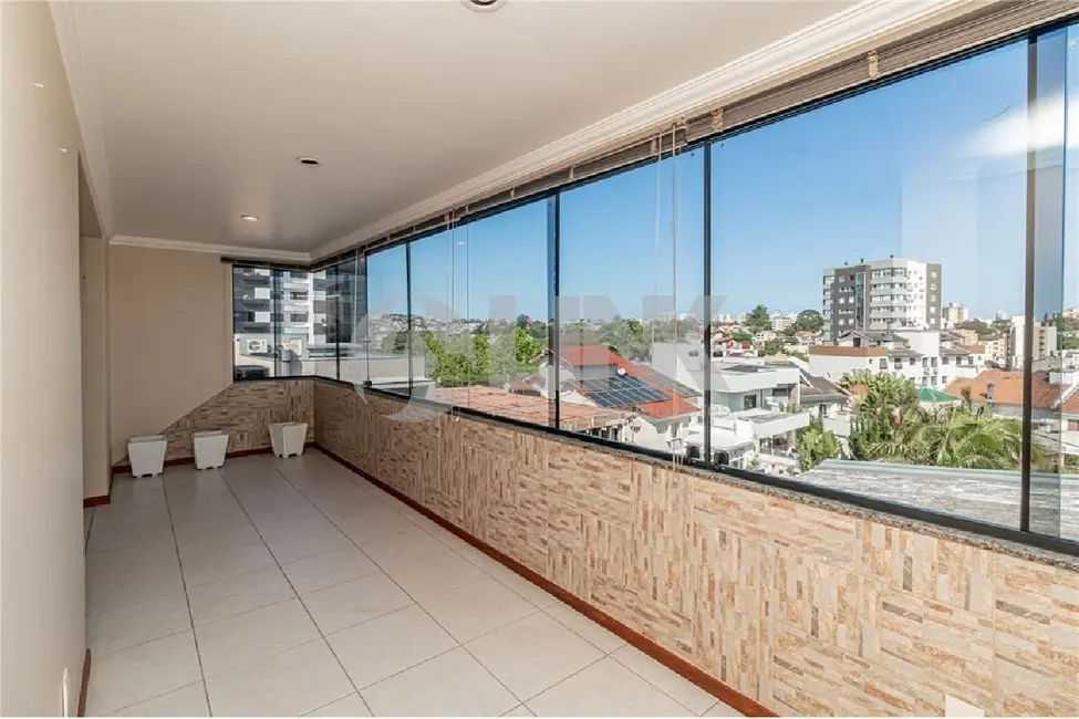 Foto 3 de Apartamento com 2 quartos à venda, 187m2 em Jardim Itu, Porto Alegre - RS