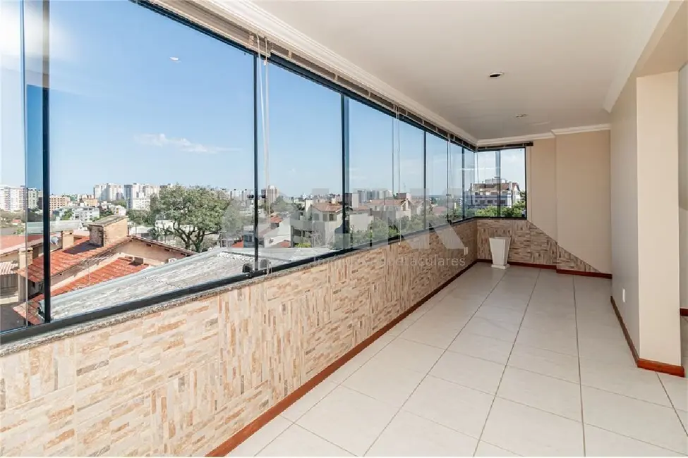 Foto 2 de Apartamento com 2 quartos à venda, 187m2 em Jardim Itu, Porto Alegre - RS