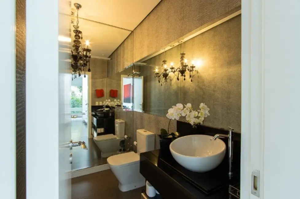 Casa de Condomínio com 5 quartos à venda, 458m2 em Pedra Redonda, Porto Alegre - RS - imagem 9 Foto 9 de Casa de Condomínio com 5 quartos à venda, 458m2 em Pedra Redonda, Porto Alegre - RS