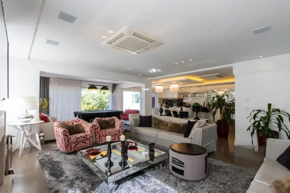 Casa de Condomínio com 5 quartos à venda, 458m2 em Pedra Redonda, Porto Alegre - RS - imagem 4 Foto 4 de Casa de Condomínio com 5 quartos à venda, 458m2 em Pedra Redonda, Porto Alegre - RS