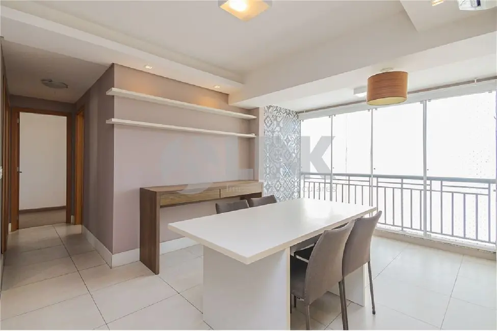 Apartamento com 3 quartos à venda, 82m2 em Passo da Areia, Porto Alegre - RS - imagem 3 Foto 3 de Apartamento com 3 quartos à venda, 82m2 em Passo da Areia, Porto Alegre - RS