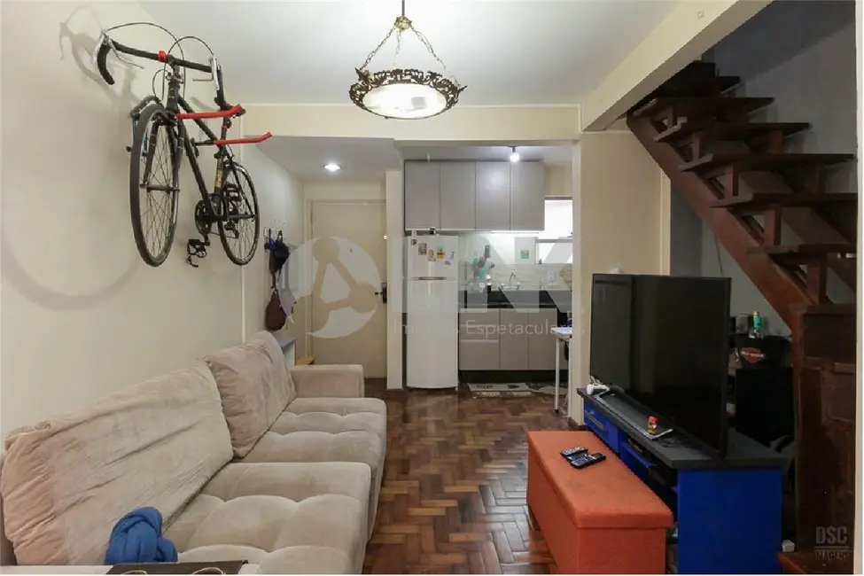 Foto 3 de Apartamento com 1 quarto à venda, 75m2 em Farroupilha, Porto Alegre - RS