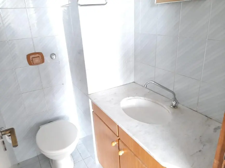 Sala Comercial à venda, 31m2 em Higienópolis, Porto Alegre - RS - imagem 8 Foto 8 de Sala Comercial à venda, 31m2 em Higienópolis, Porto Alegre - RS