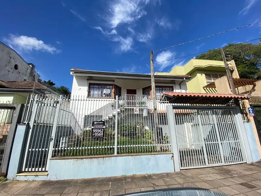 Foto 1 de Casa com 3 quartos à venda, 289m2 em Passo da Areia, Porto Alegre - RS