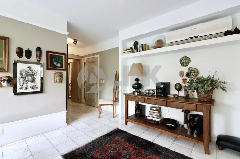 Apartamento com 3 quartos à venda, 148m2 em Petrópolis, Porto Alegre - RS - imagem 7 Foto 7 de Apartamento com 3 quartos à venda, 148m2 em Petrópolis, Porto Alegre - RS