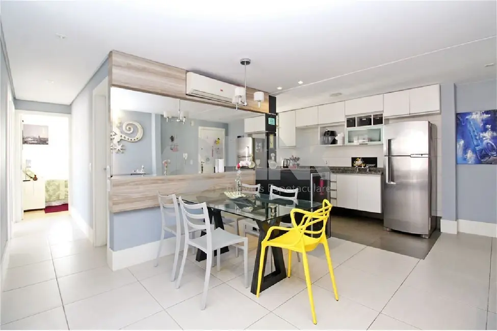 Apartamento com 3 quartos à venda, 84m2 em Jardim Carvalho, Porto Alegre - RS - imagem 3 Foto 3 de Apartamento com 3 quartos à venda, 84m2 em Jardim Carvalho, Porto Alegre - RS