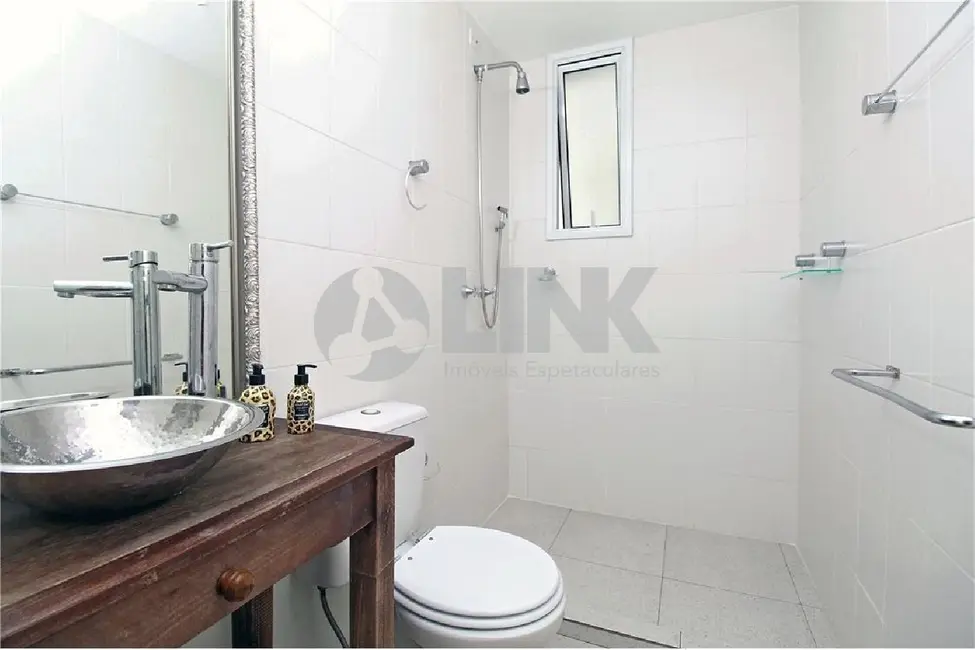 Apartamento com 3 quartos à venda, 84m2 em Jardim Carvalho, Porto Alegre - RS - imagem 9 Foto 9 de Apartamento com 3 quartos à venda, 84m2 em Jardim Carvalho, Porto Alegre - RS