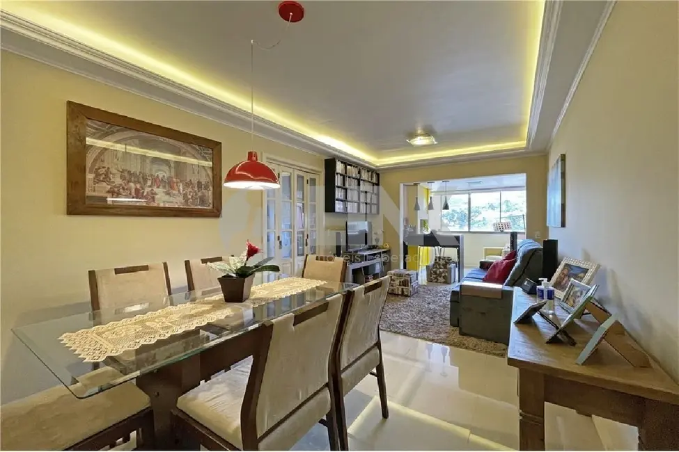 Foto 2 de Apartamento com 2 quartos à venda, 73m2 em Teresópolis, Porto Alegre - RS