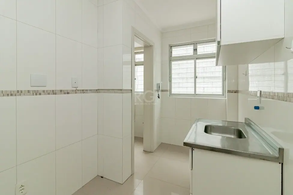 Foto 4 de Apartamento com 2 quartos à venda, 74m2 em Vila Ipiranga, Porto Alegre - RS