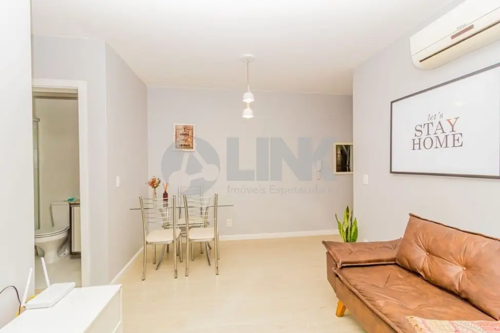 Foto 3 de Apartamento com 2 quartos à venda, 68m2 em Jardim Itu, Porto Alegre - RS