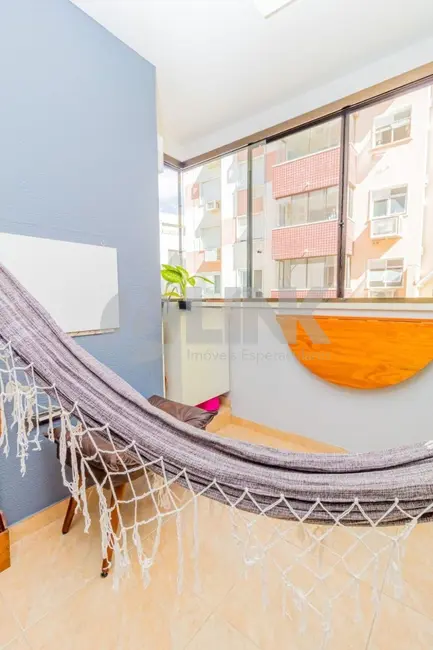 Foto 2 de Apartamento com 2 quartos à venda, 68m2 em Jardim Itu, Porto Alegre - RS
