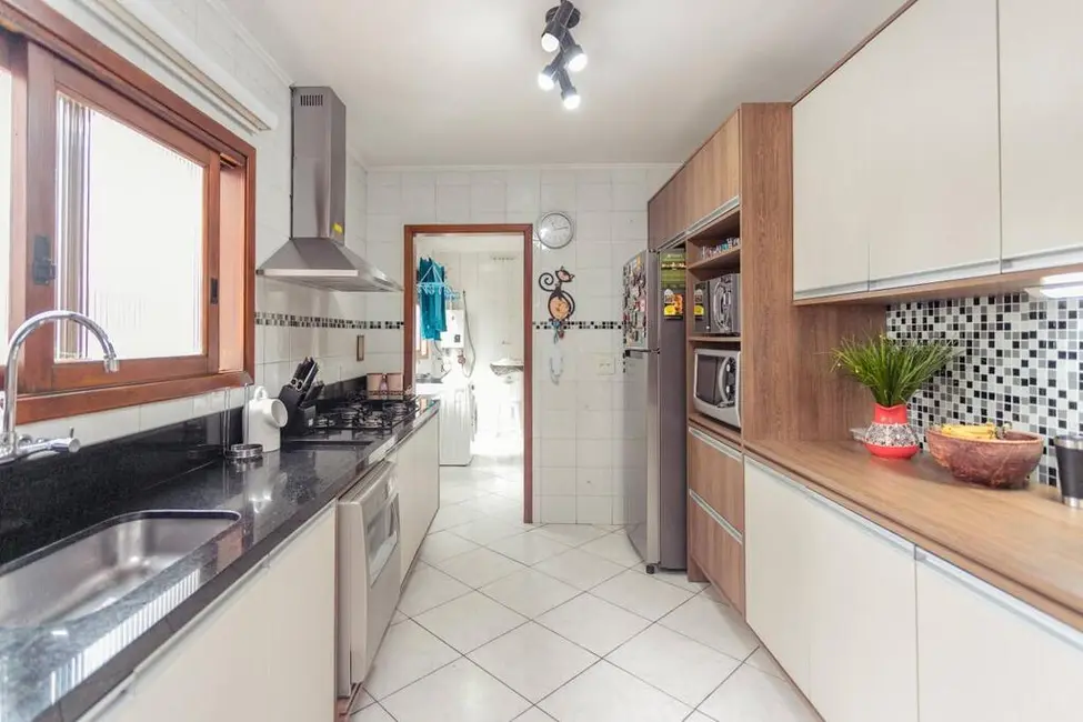 Foto 6 de Apartamento com 3 quartos à venda, 272m2 em Jardim Lindóia, Porto Alegre - RS