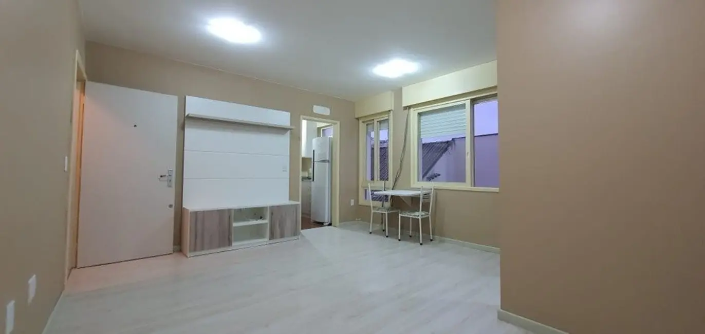Foto 2 de Apartamento com 1 quarto à venda, 34m2 em Cidade Baixa, Porto Alegre - RS