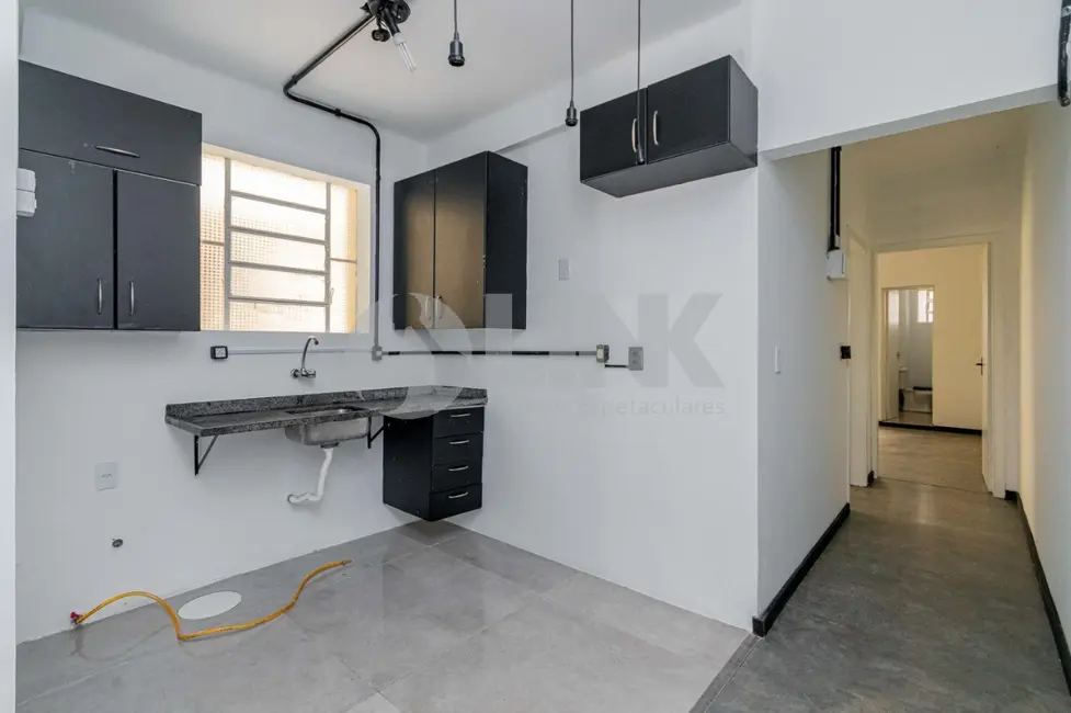 Apartamento com 2 quartos à venda, 46m2 em Santo Antônio, Porto Alegre - RS - imagem 7 Foto 7 de Apartamento com 2 quartos à venda, 46m2 em Santo Antônio, Porto Alegre - RS