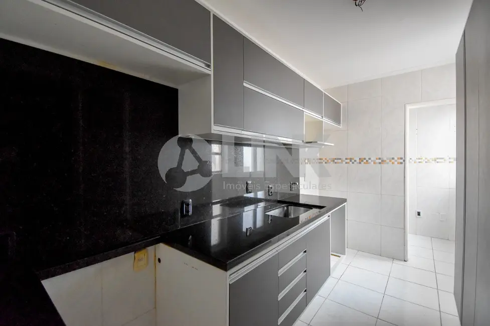 Apartamento com 2 quartos à venda, 66m2 em Vila Jardim, Porto Alegre - RS - imagem 3 Foto 3 de Apartamento com 2 quartos à venda, 66m2 em Vila Jardim, Porto Alegre - RS