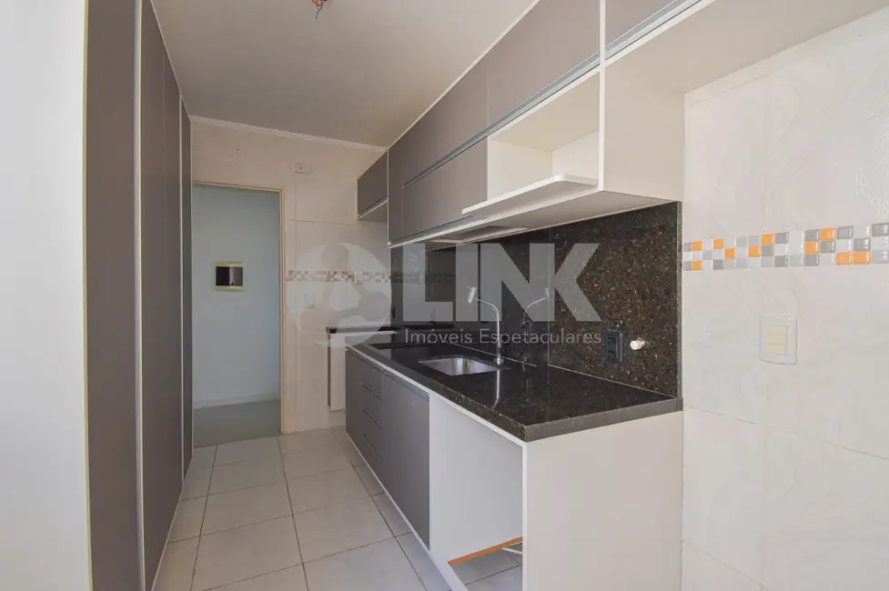 Apartamento com 2 quartos à venda, 66m2 em Vila Jardim, Porto Alegre - RS - imagem 4 Foto 4 de Apartamento com 2 quartos à venda, 66m2 em Vila Jardim, Porto Alegre - RS