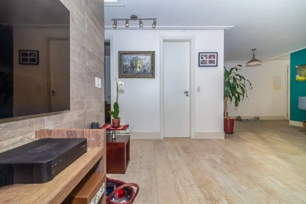 Foto 8 de Apartamento com 2 quartos à venda, 73m2 em Vila Jardim, Porto Alegre - RS