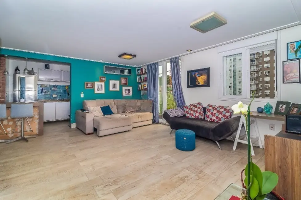 Foto 3 de Apartamento com 2 quartos à venda, 73m2 em Vila Jardim, Porto Alegre - RS