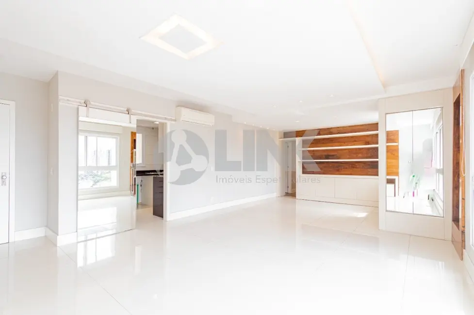 Apartamento com 3 quartos à venda, 107m2 em Boa Vista, Porto Alegre - RS - imagem 6 Foto 6 de Apartamento com 3 quartos à venda, 107m2 em Boa Vista, Porto Alegre - RS